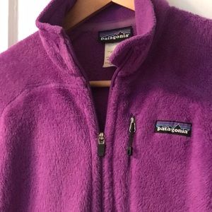 Patagonia Full-Zip 3- pocket plush fleece jacket in Violet color.